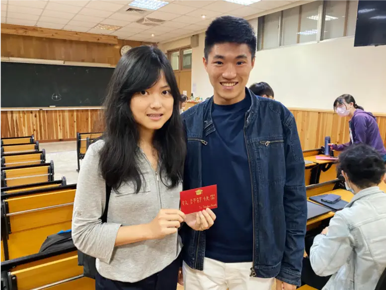 Sep. '20. Prof. Hsieh’s first Teacher’s Day with her first graduate student David Chang.
